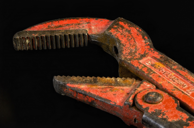 sasu-CAVALAIRE SUR MER-min_pipe-wrench-318084